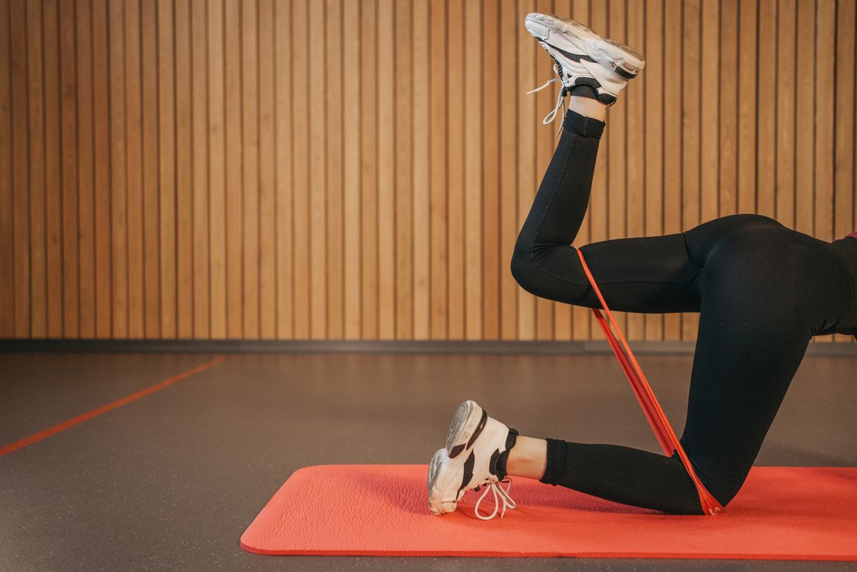 Élastique de musculation : exercices et programme
